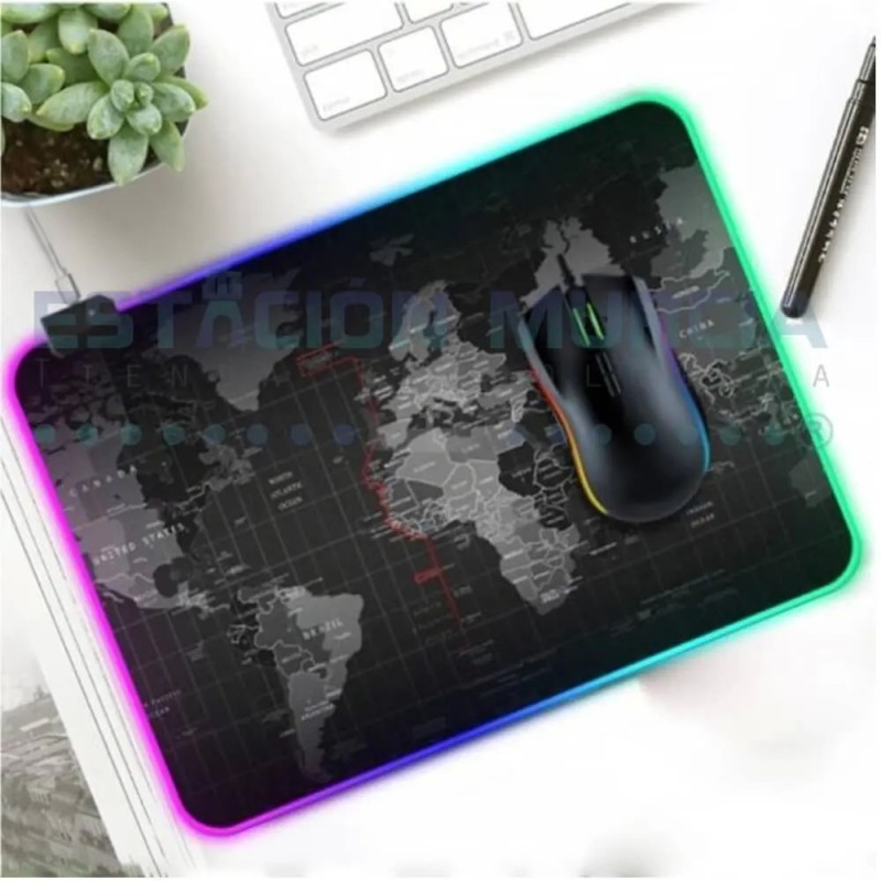 Mouse Pad Gamer con Luces RGB | Precisión | Control | Personalización